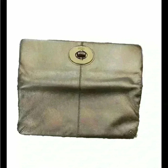 Coach Large Gold Patent Leather Clutch Wristlet Wallet Purse - Picture 5 of 6